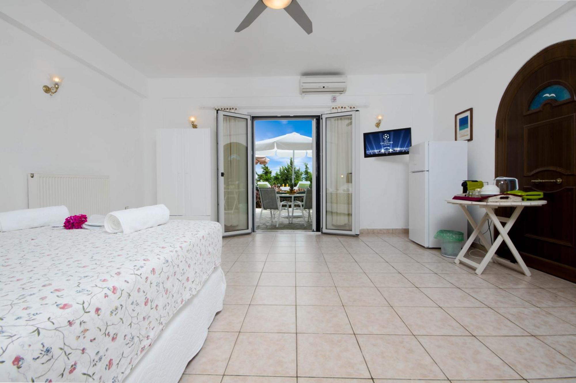 Villa Baronnos Gaios Luaran gambar